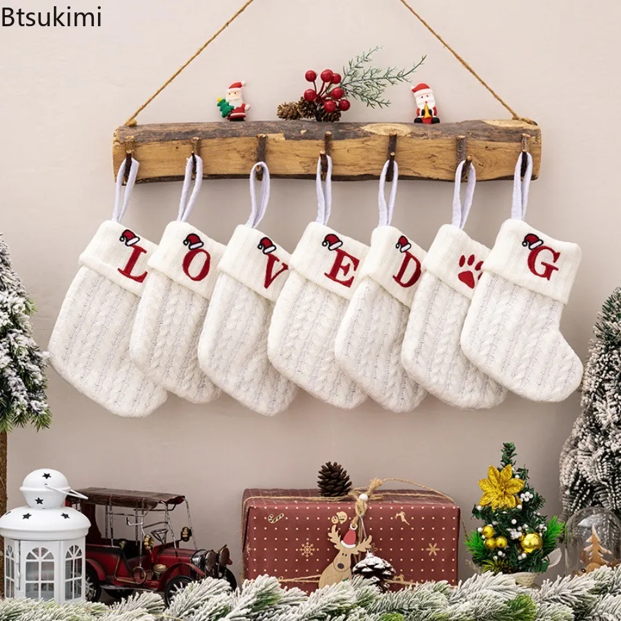Embroidery Xmas Ornaments - Kaus Kaki Rajut dengan Bordir Motif