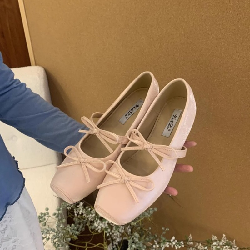 Tren Baru Musim Gugur Sepatu B - Embroidery Flat Shoes ulasan dan harga