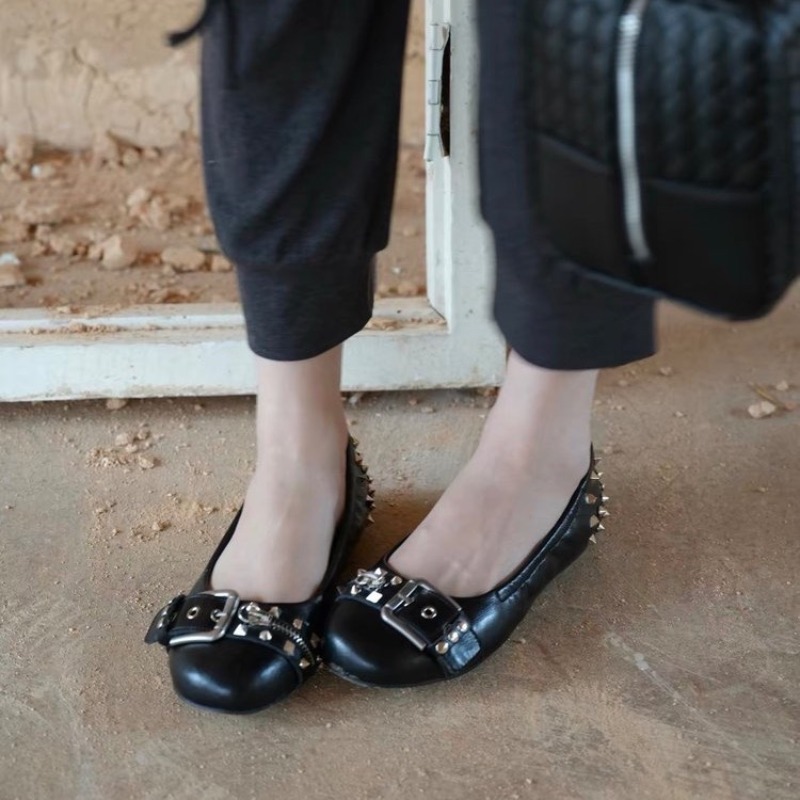 Sepatu Wanita Kulit Model Mary - Embroidery Flat Shoes ulasan dan harga